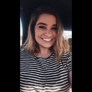 Meet your Posher, Kendra